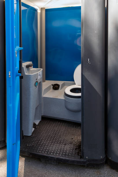 Affordable portable toilet rental in Hollywood Park, TX